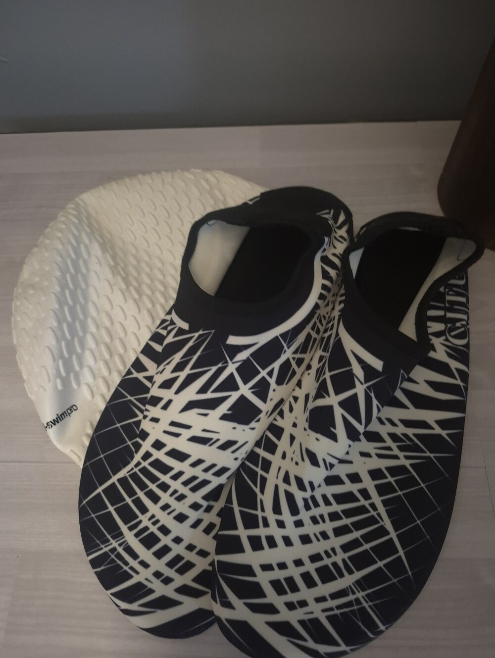 Black & White Patterned Swim Shoes with White Silicone Swim Cap